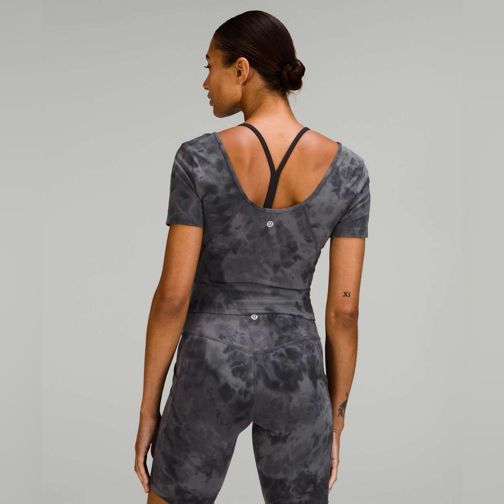 Lululemon Align Top 🍋 - Picture 2 of 7